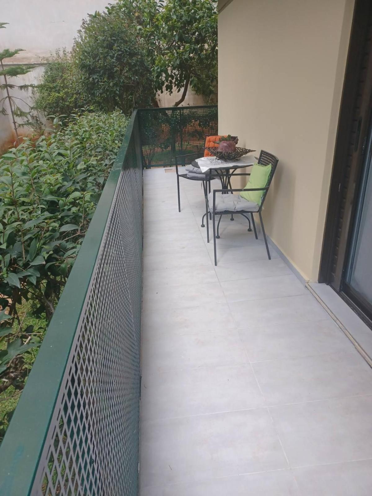 Cozy Renovated Apartment Athen Zimmer foto
